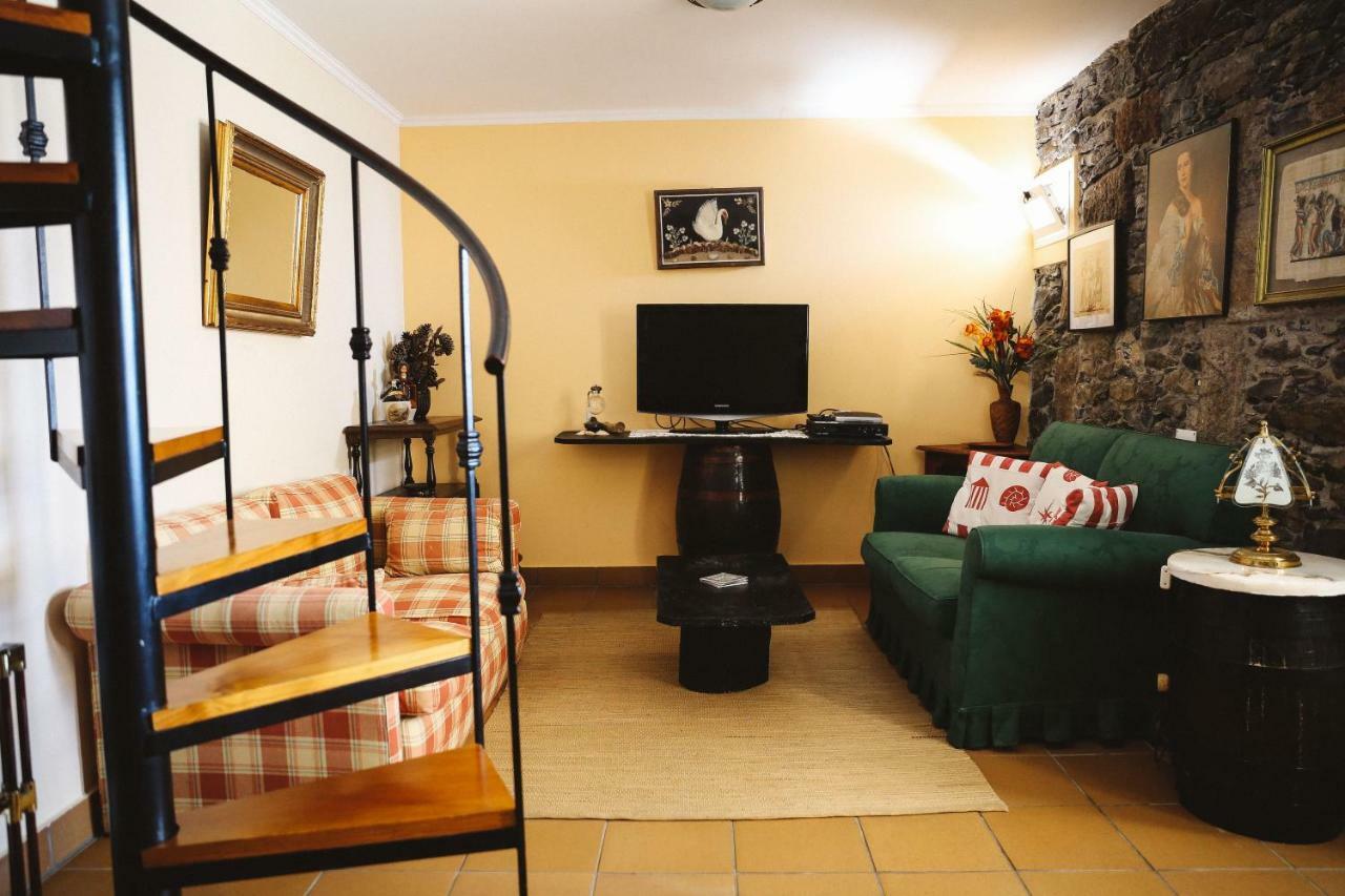 Raposeira Chloe T2 Villa Fajã da Ovelha Exterior photo